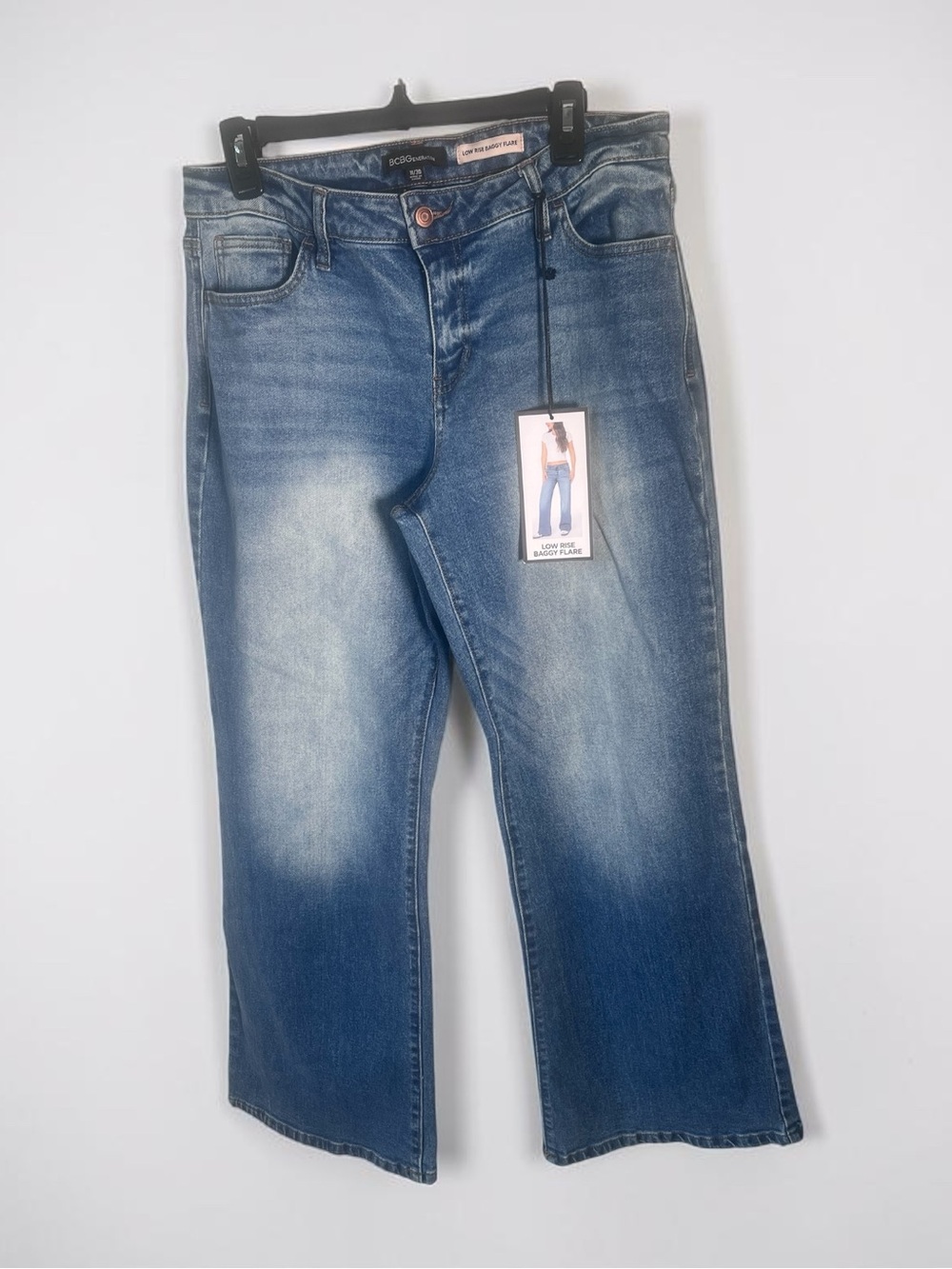 BCBGeneration Women's low rise mid wash baggy Flare Jeans NWT